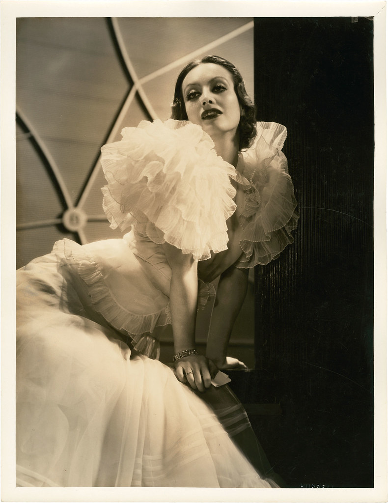 Joan Crawford dans Letty Lynton (film “Captive”, MGM, 1932)
